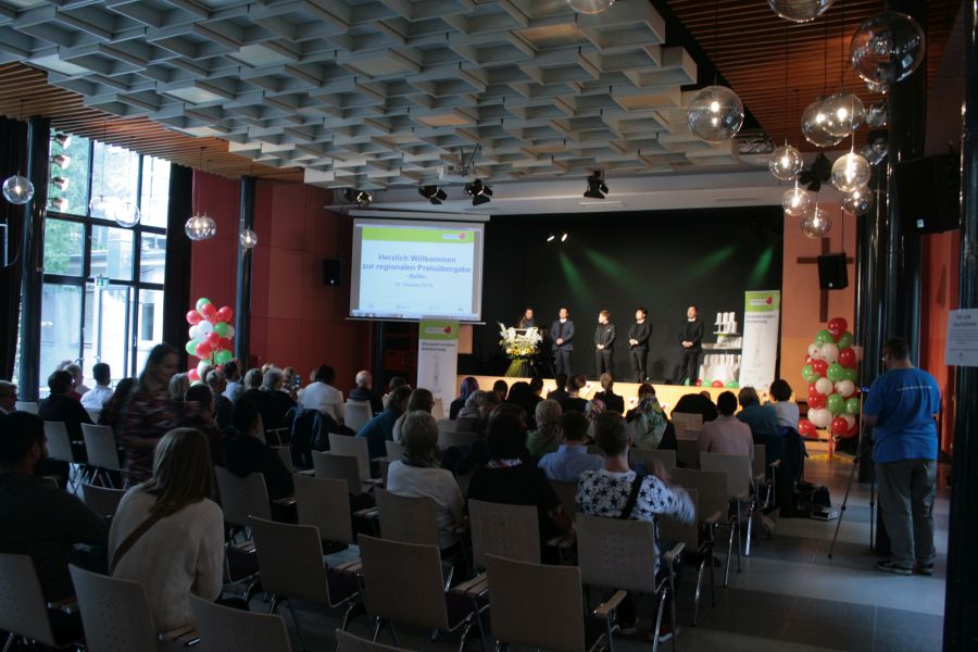 auszeichnung yourlittleplanet ehrenamt helferherzen 2016 22 c